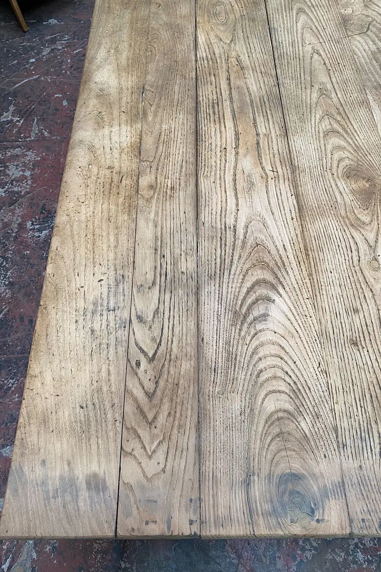 Ancienne  table en châtaignier et merisier  Début XXème