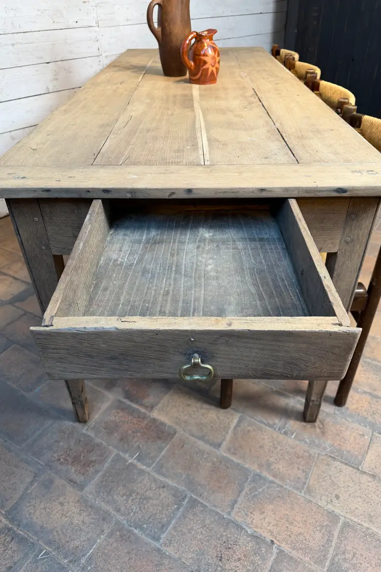 Ancienne table en chêne