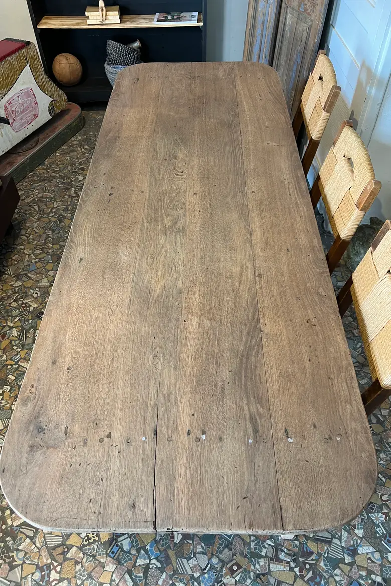 Ancienne table en chêne