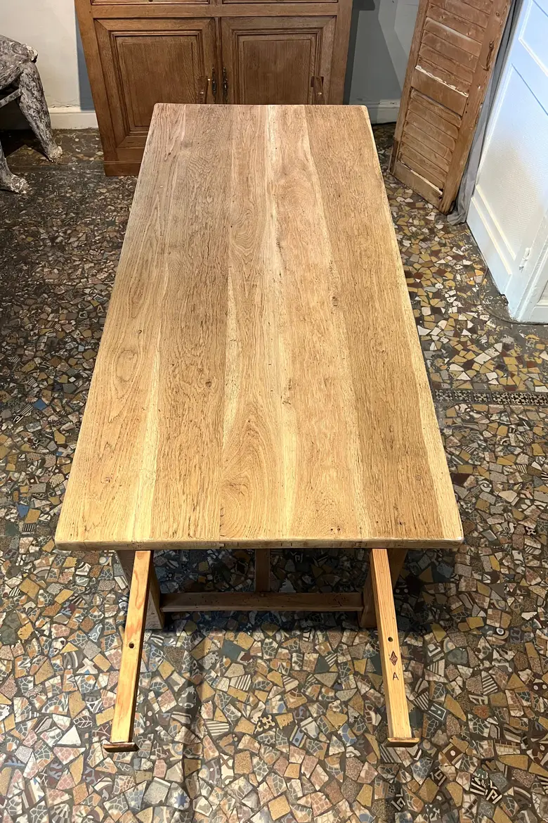 Ancienne table en chêne Années 60