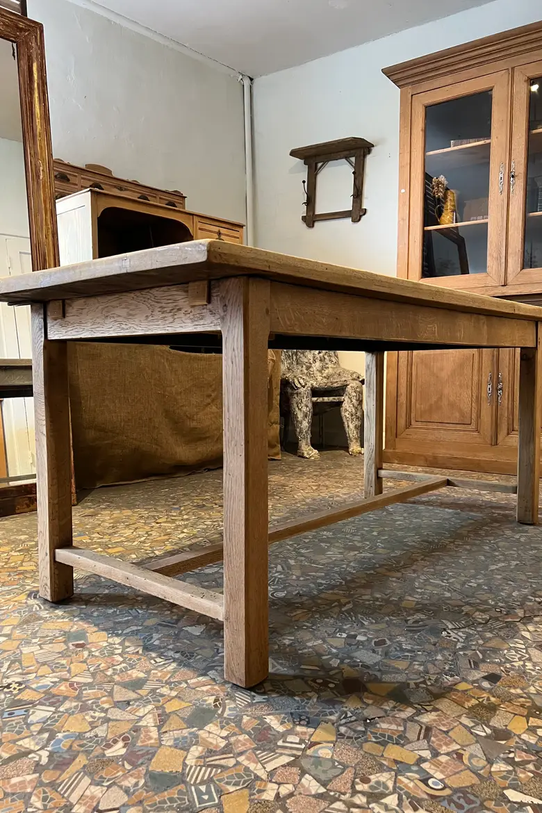 Ancienne table en chêne Années 60