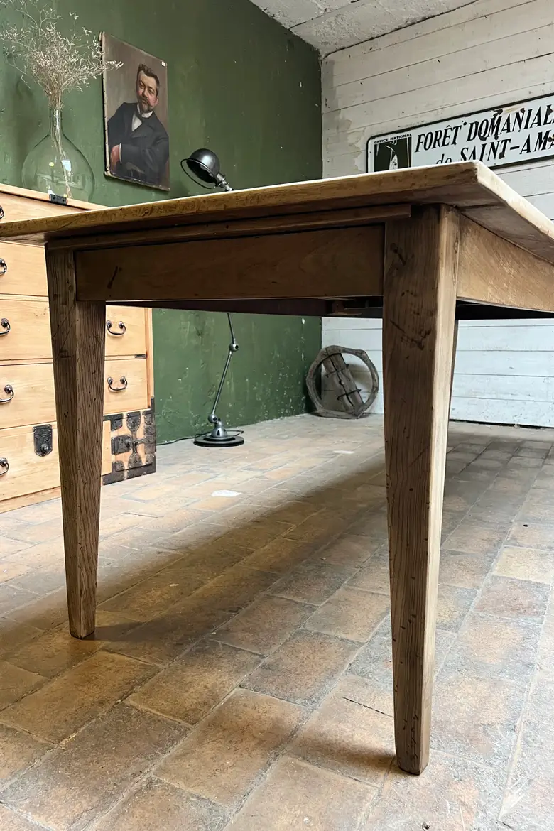 Ancienne table en chêne avec 2 rallonges Début XXème