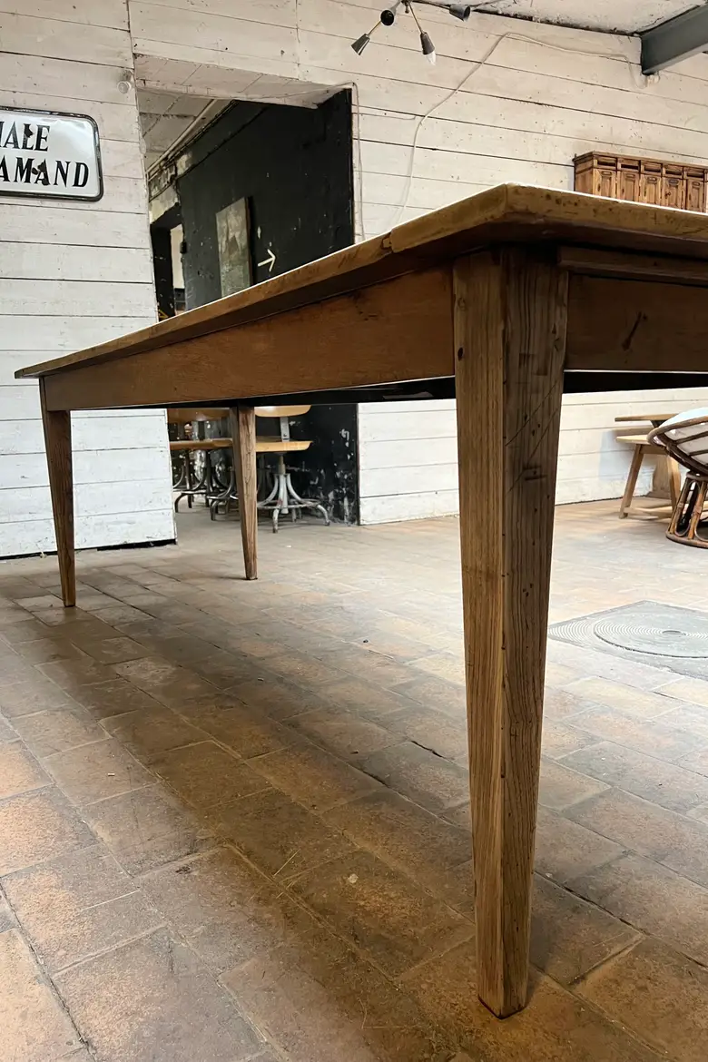 Ancienne table en chêne avec 2 rallonges Début XXème