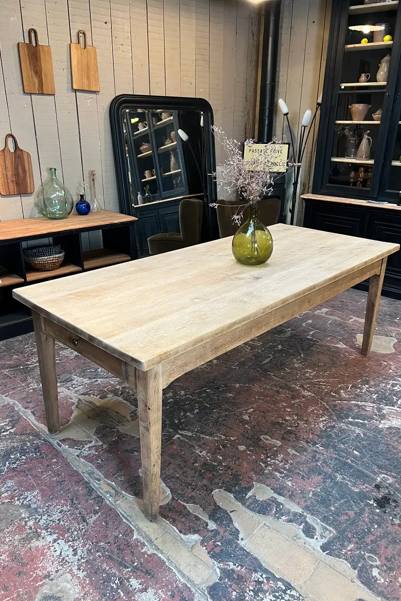 Ancienne table en chêne brut Début XXème