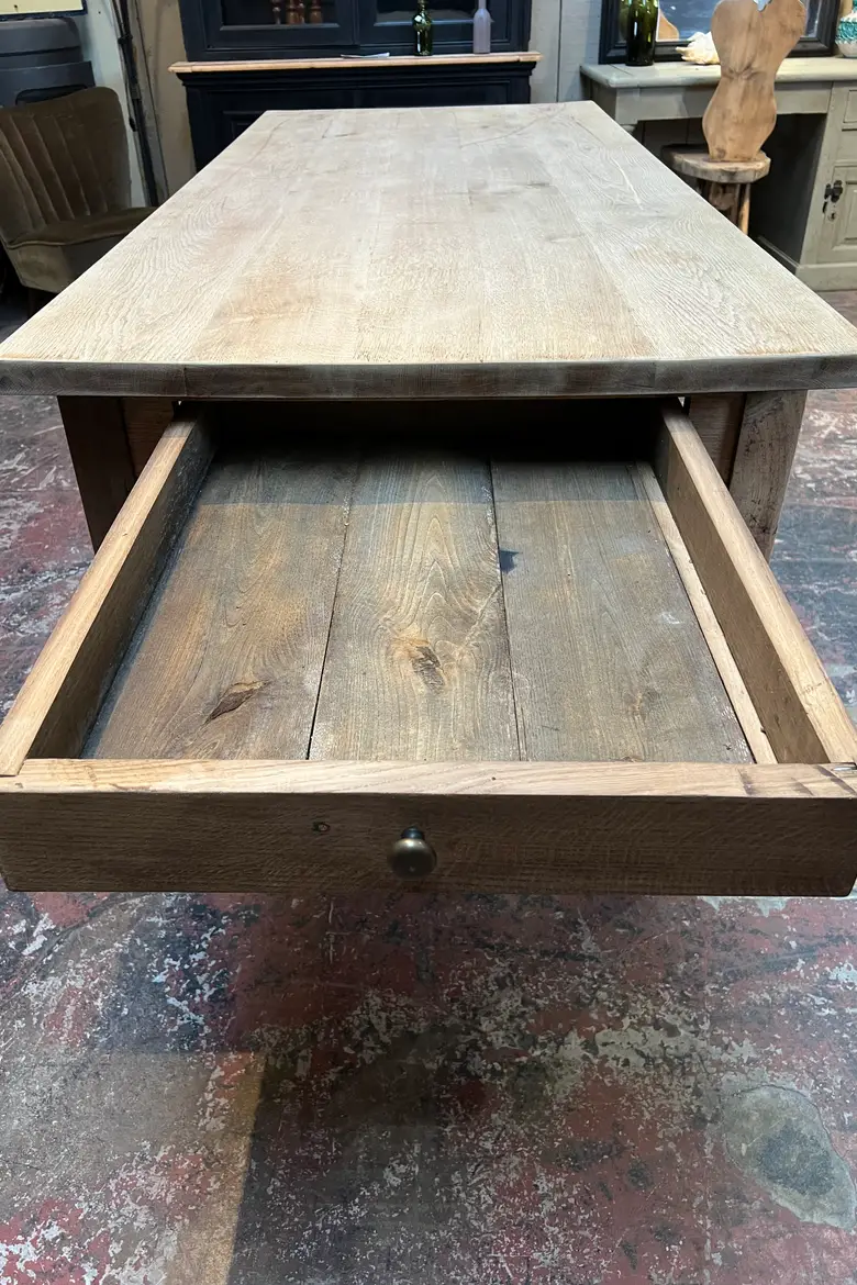 Ancienne table en chêne brut Début XXème