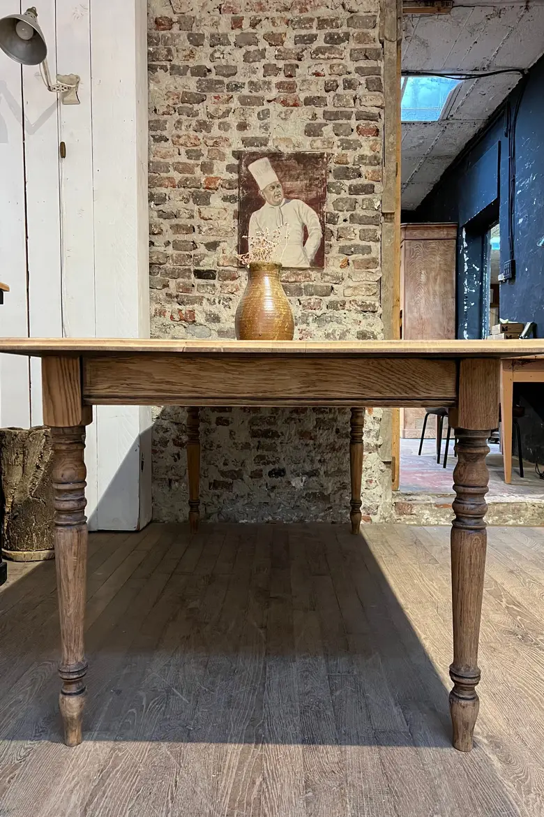 Ancienne table en chêne Début XXème