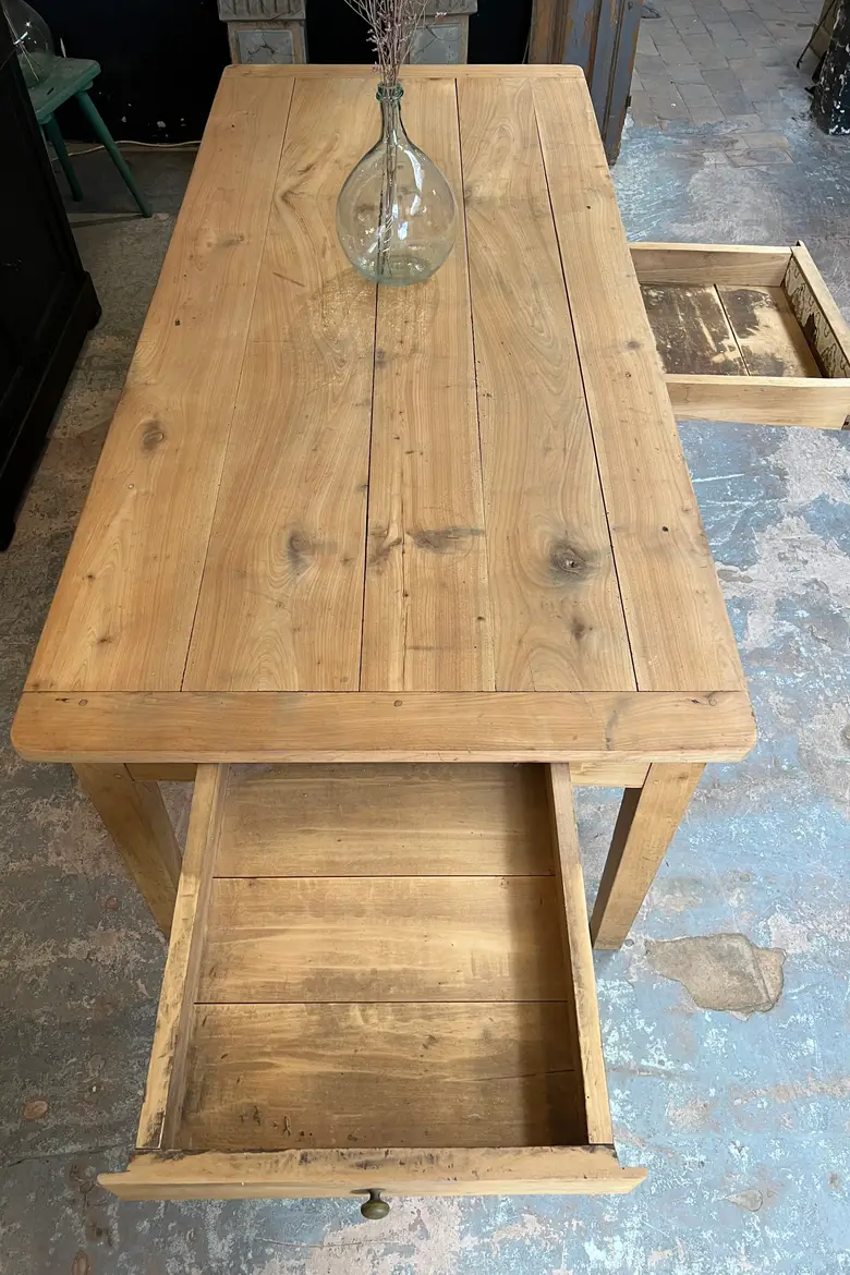 Ancienne table en merisier Début XXème
