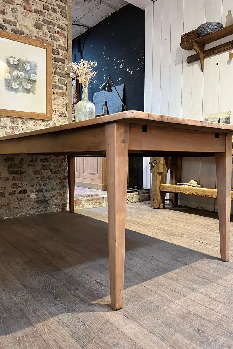 Ancienne table en merisier Début XXème