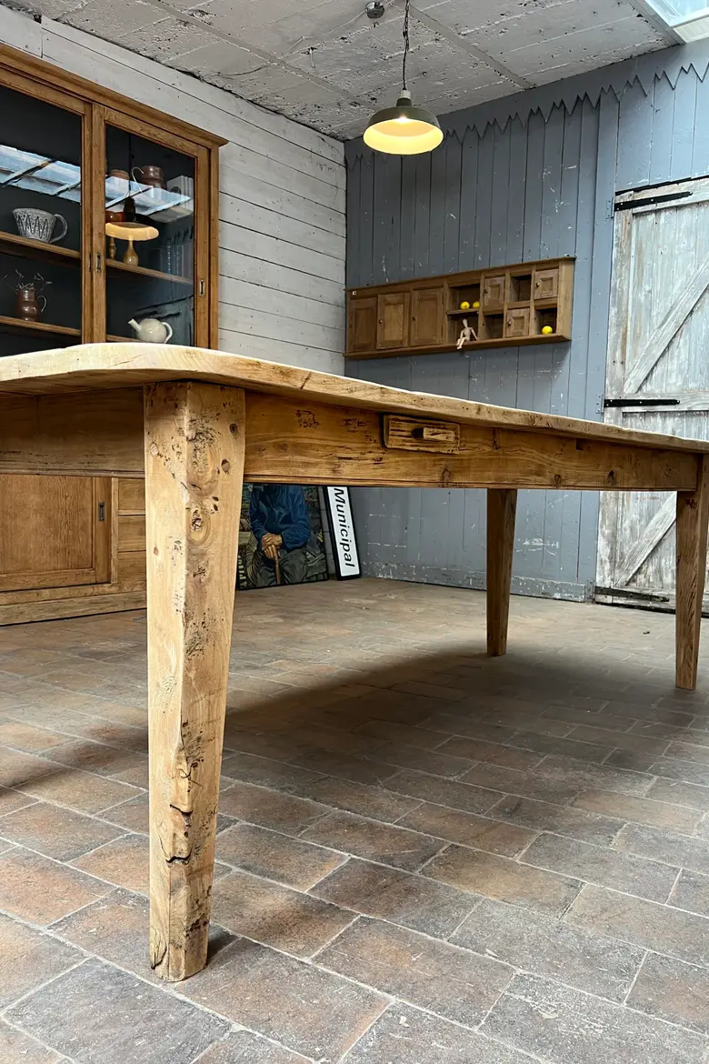 Ancienne table en orme