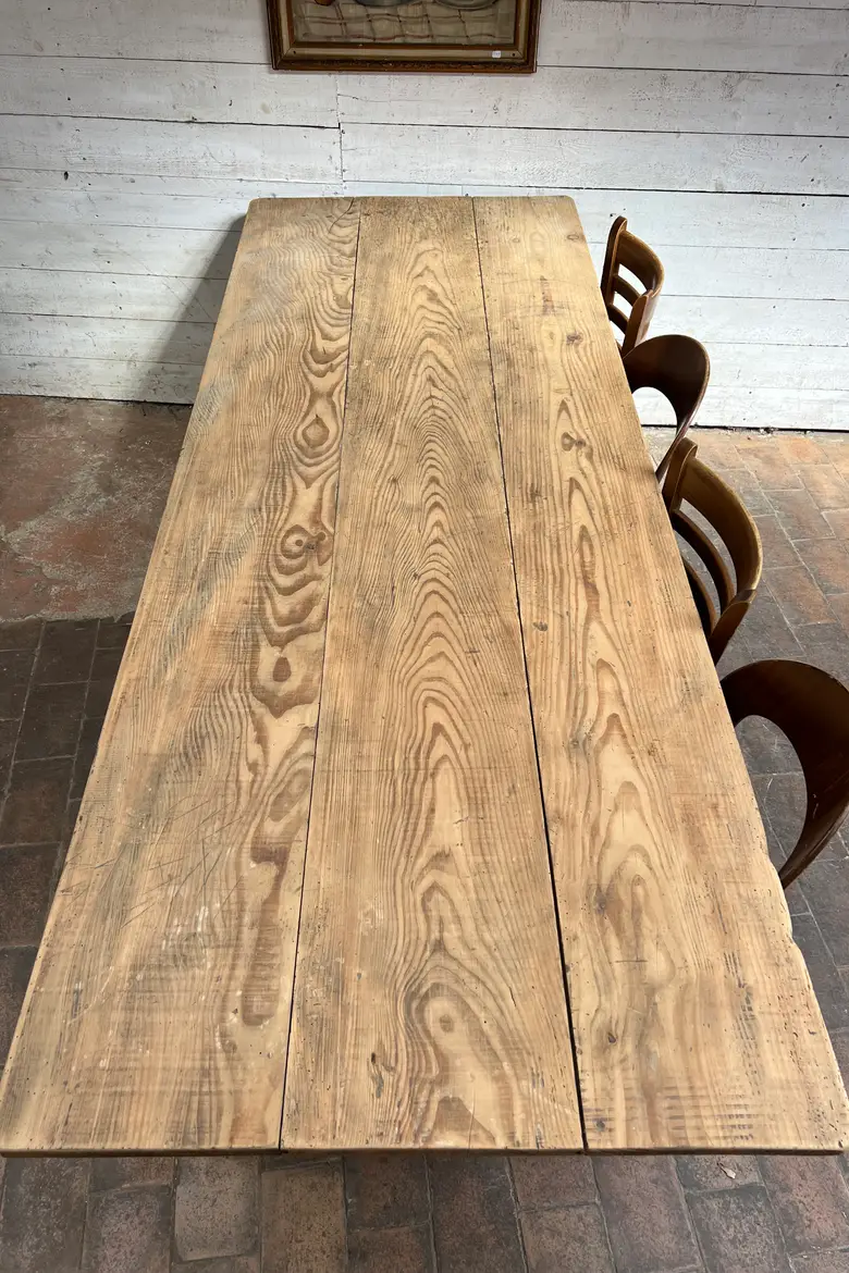 Ancienne table en sapin