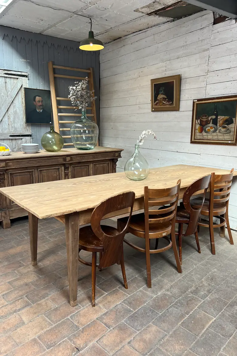 Ancienne table en sapin