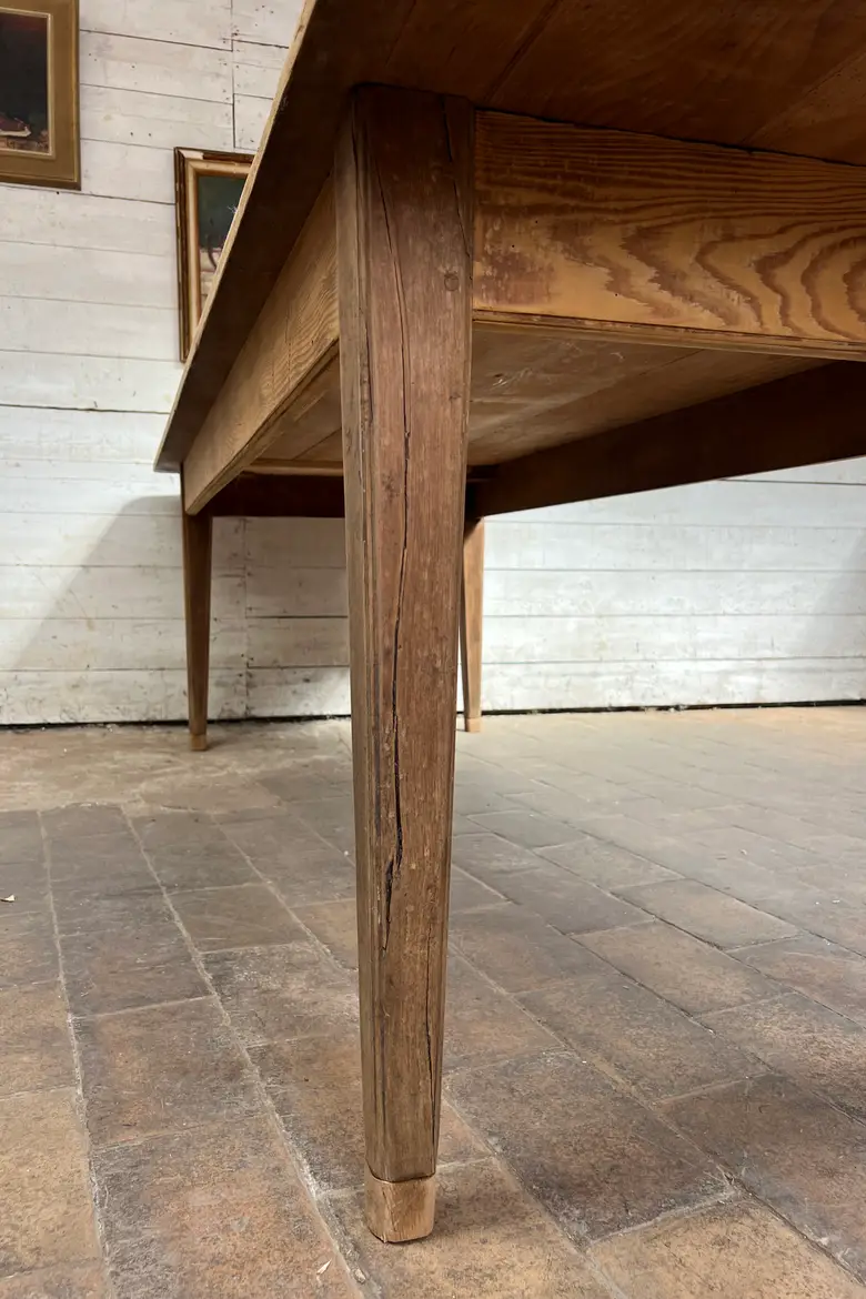 Ancienne table en sapin