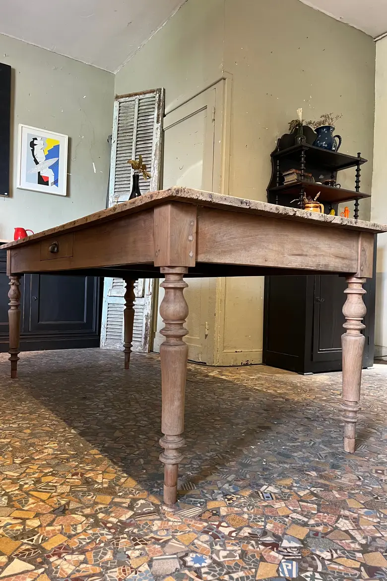 Ancienne table en sapin  Début XXème
