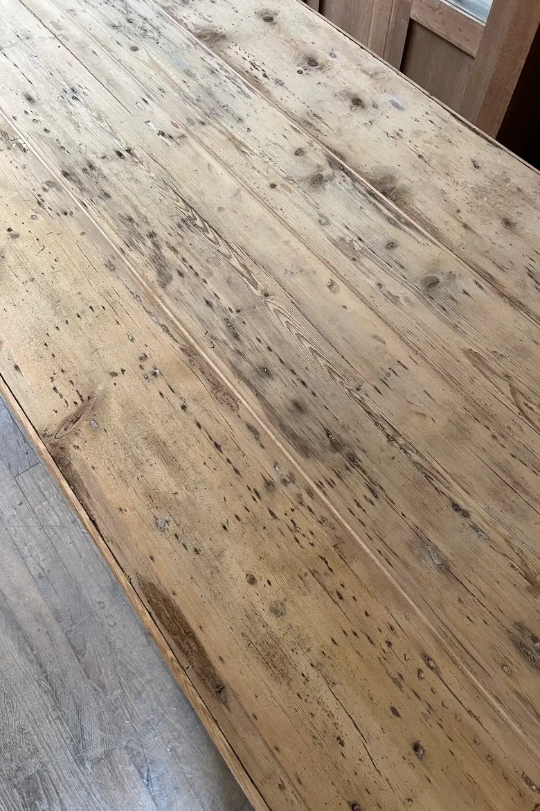 Ancienne table en sapin Début XXème