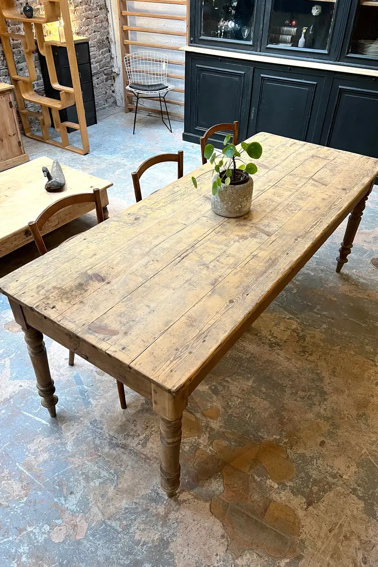 Ancienne table en sapin Début XXème