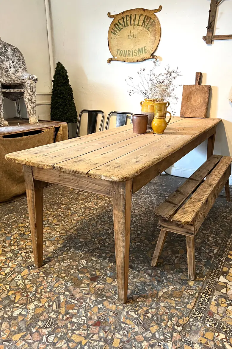 Ancienne table en sapin Début XXème