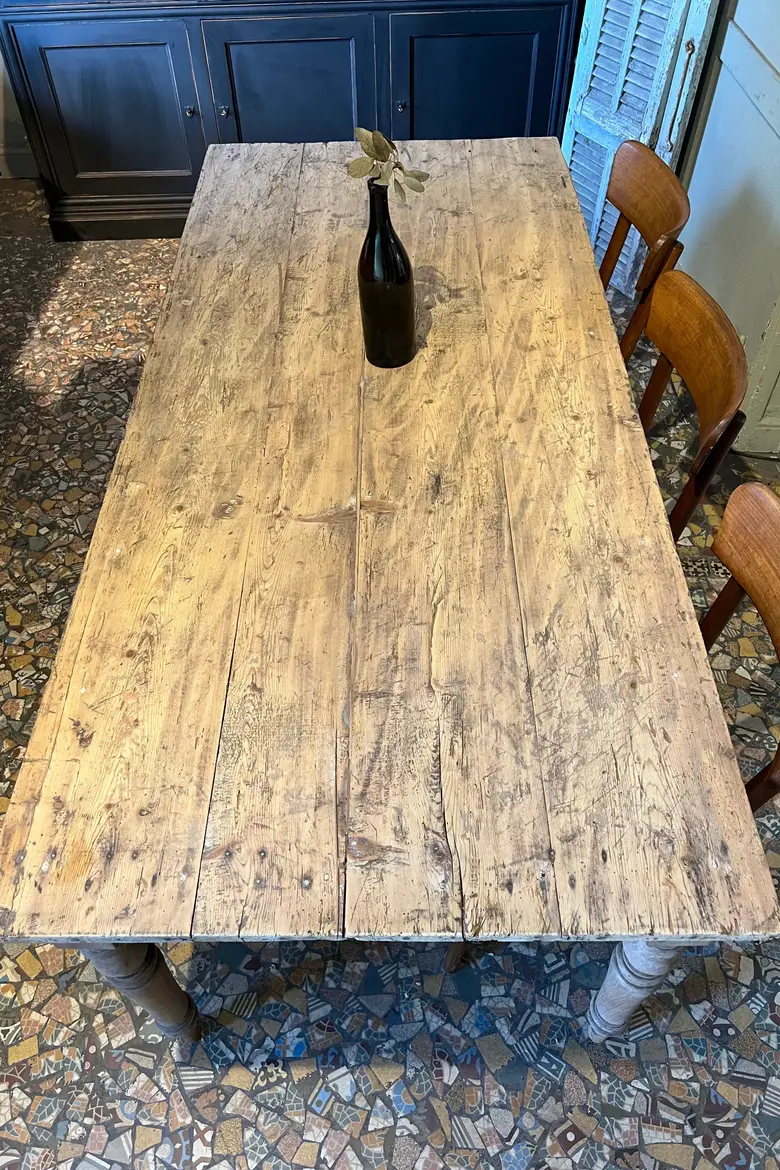 Ancienne table en sapin  Début XXème