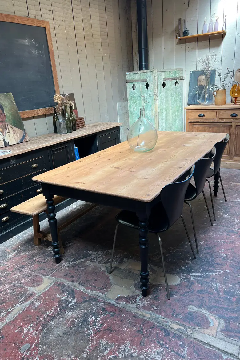 Ancienne table en sapin Début XXème