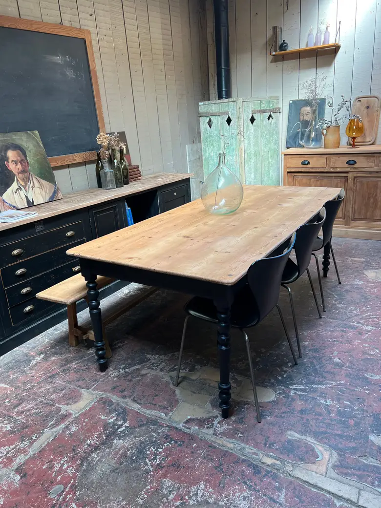 Ancienne table en sapin Début XXème