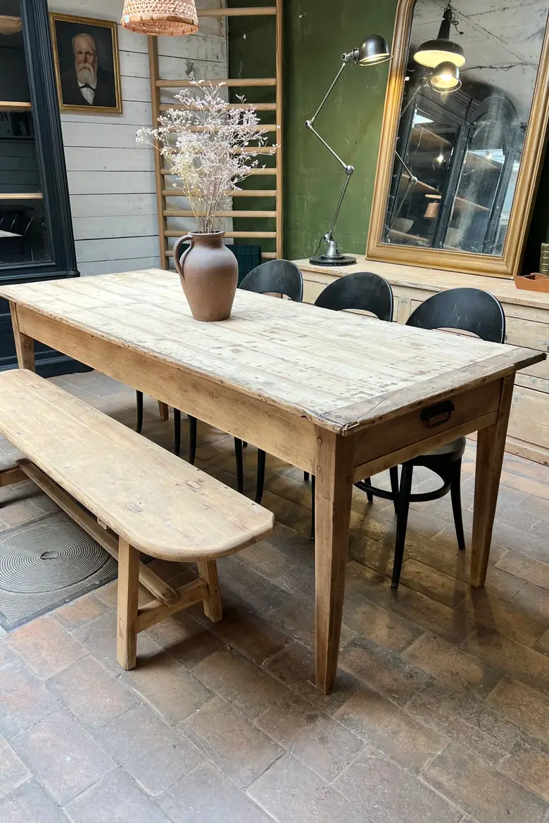 Ancienne table en sapin Début XXème