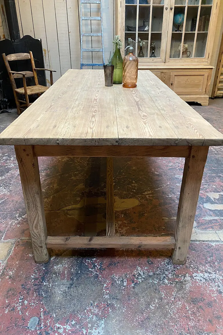 Ancienne table en sapin Début XXème