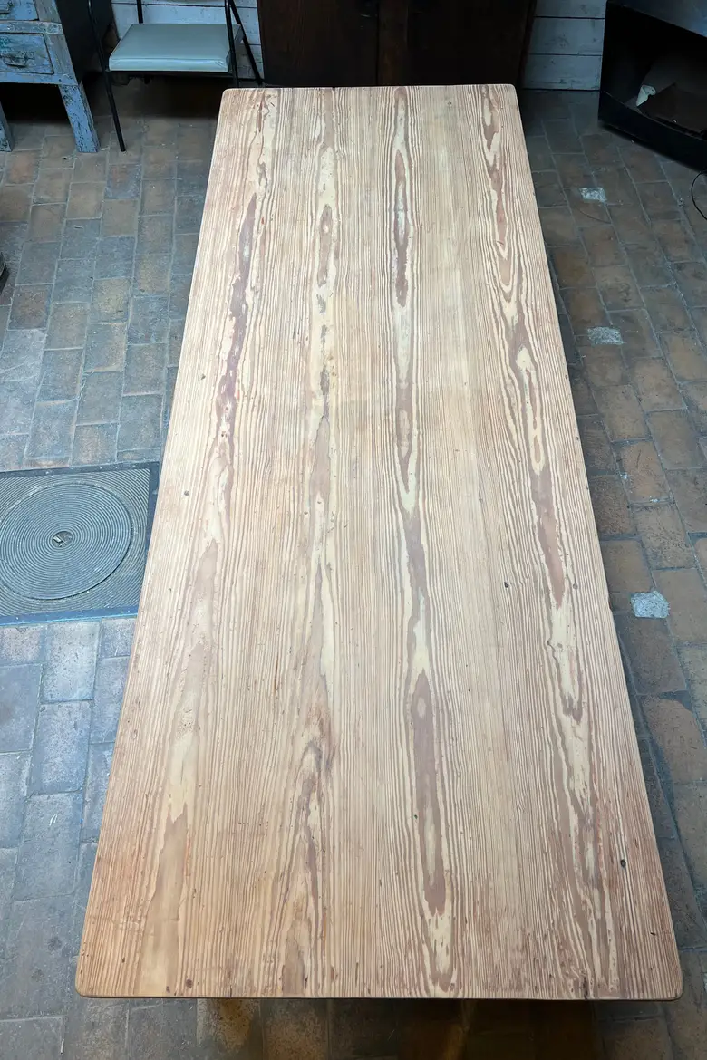 Ancienne table en sapin Début XXème