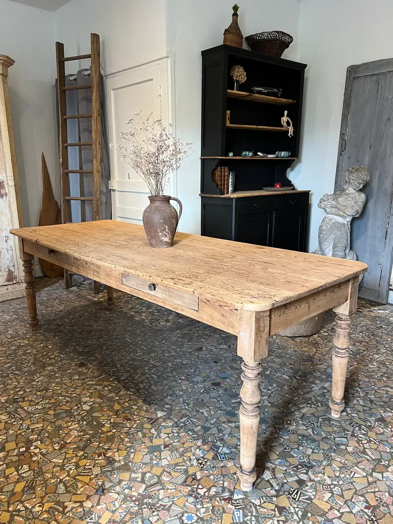 Ancienne table en sapin Début XXème