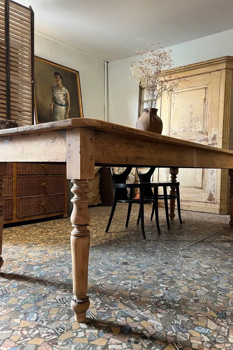 Ancienne table en sapin Début XXème