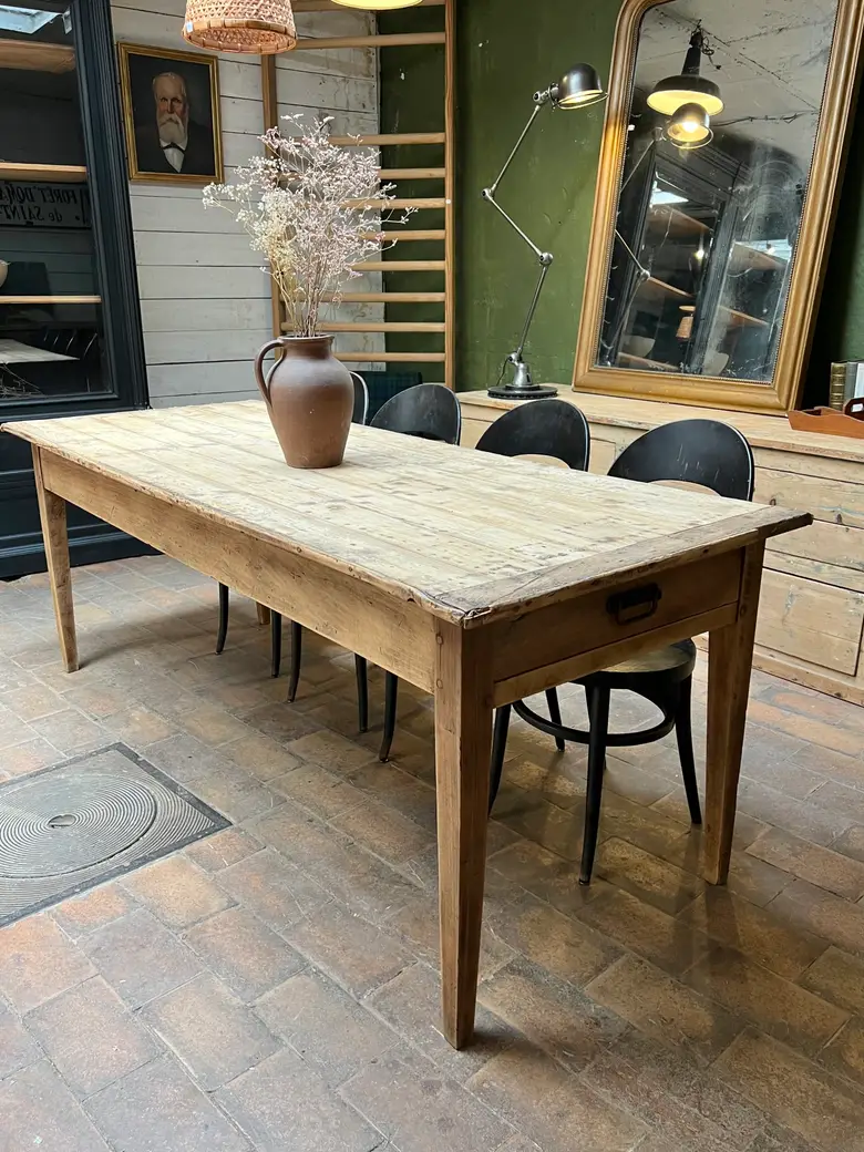 Ancienne table en sapin Début XXème
