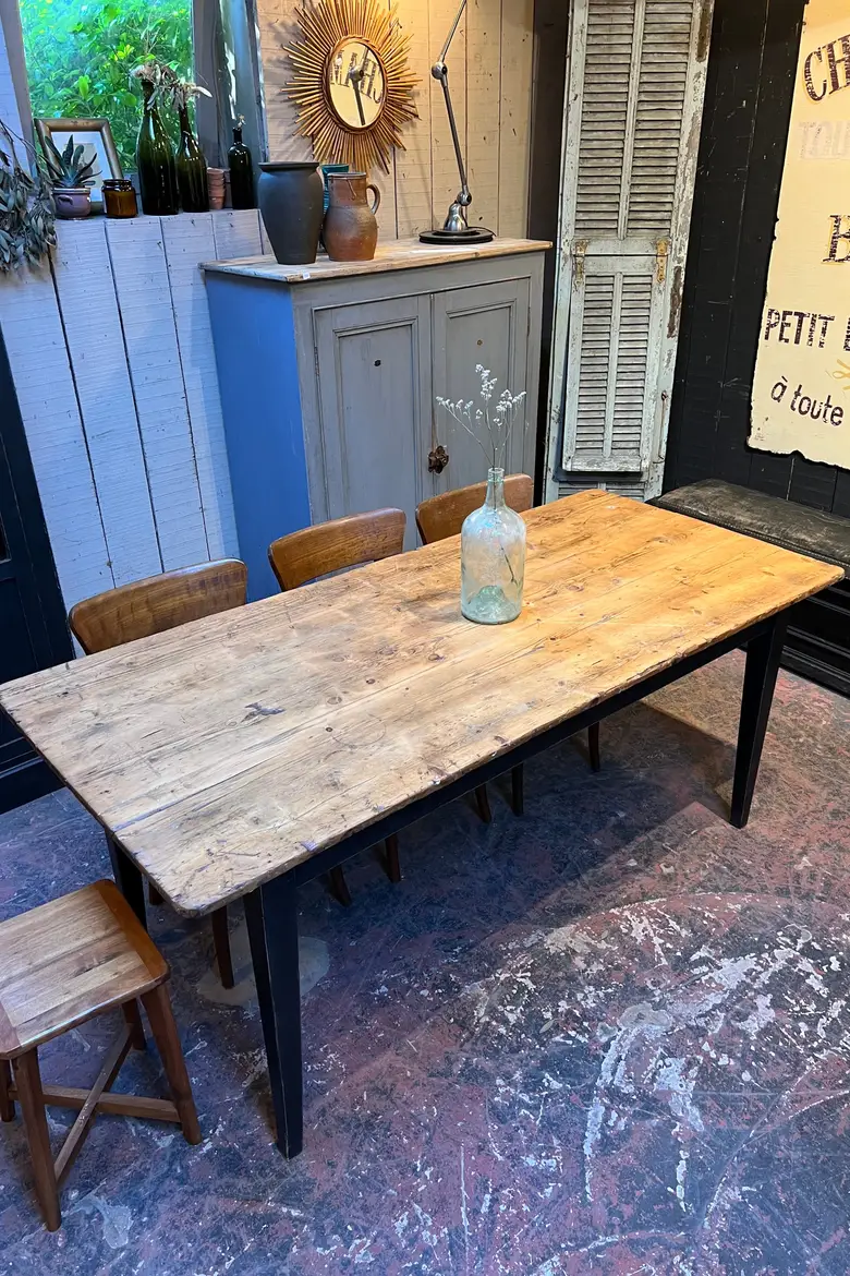 Ancienne table en sapin Début XXème