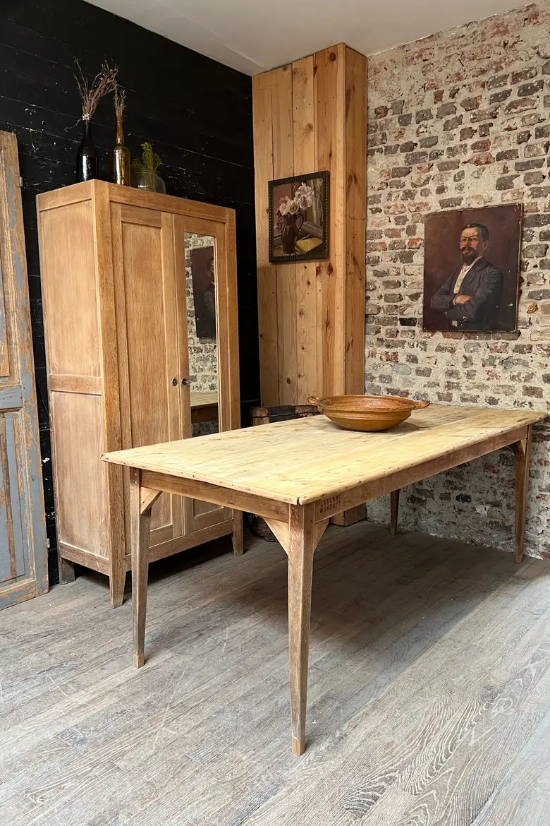 Ancienne table en sapin Début XXème