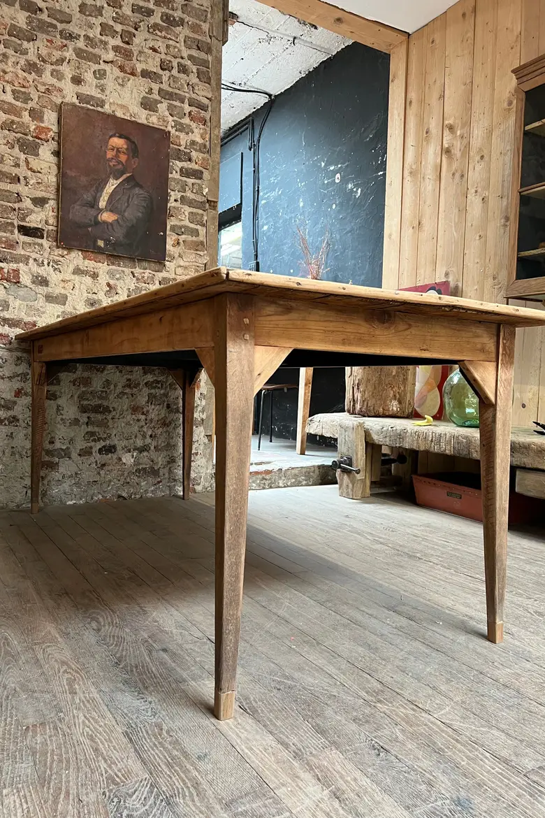 Ancienne table en sapin Début XXème