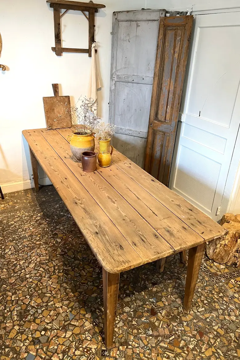 Ancienne table en sapin Début XXème