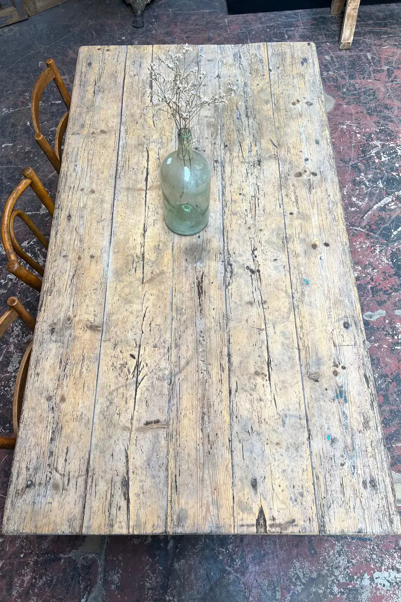 Ancienne table en sapin Début XXème