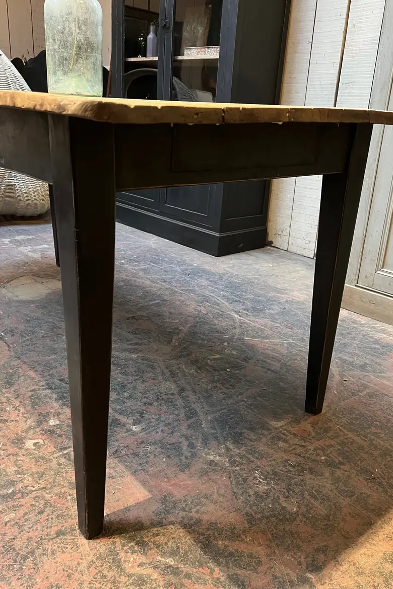 Ancienne table en sapin Début XXème