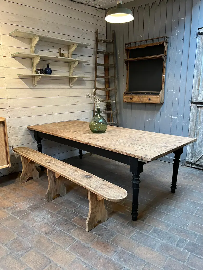 Ancienne table en sapin Début XXème