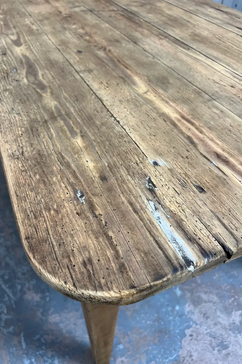 Ancienne table en sapin