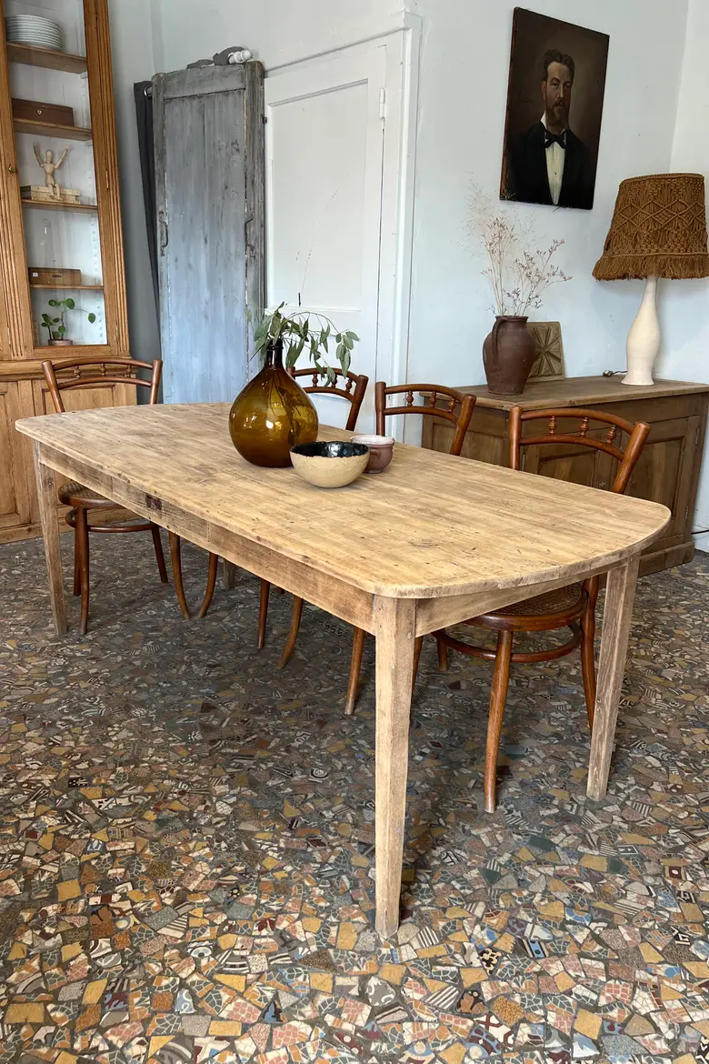 Ancienne table en tilleul Début XXème
