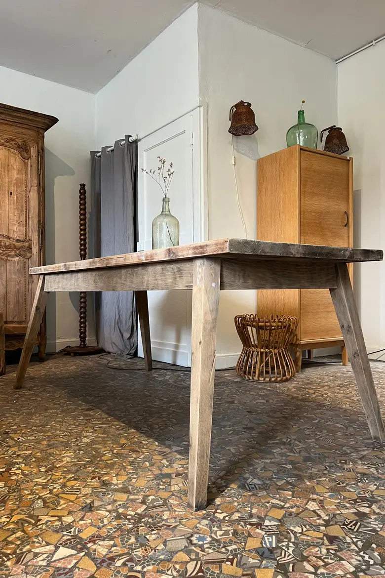 Ancienne table pieds compas Années 80