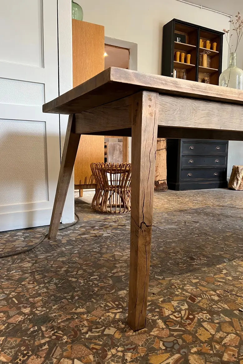 Ancienne table pieds compas Années 80