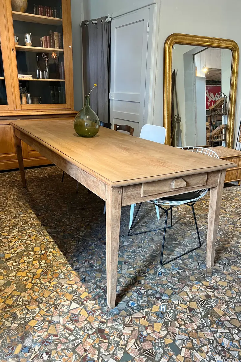 Ancienne table pieds fuseaux Début XXème