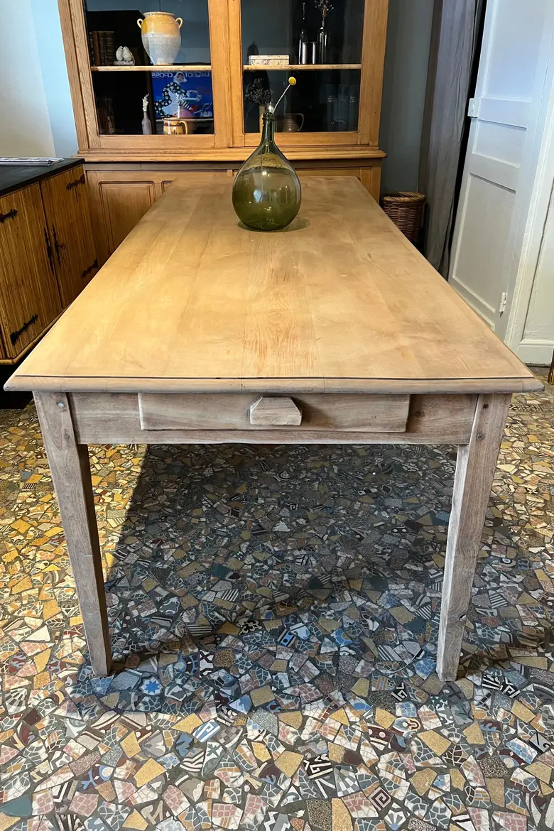 Ancienne table pieds fuseaux Début XXème