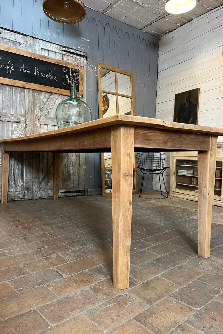 Ancienne table pieds fuseaux Début XXème
