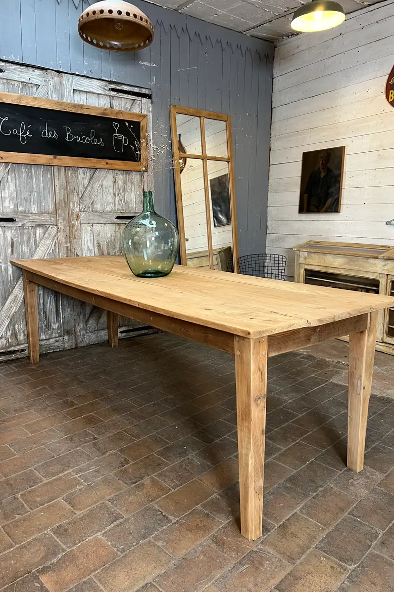 Ancienne table pieds fuseaux Début XXème