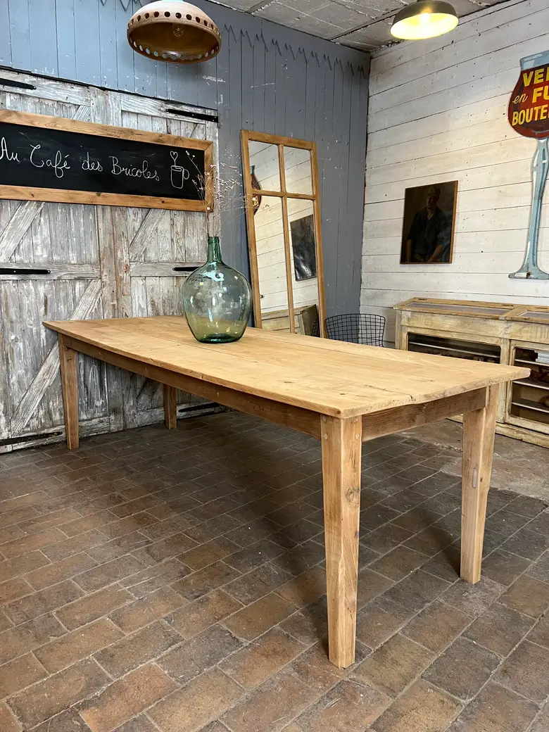 Ancienne table pieds fuseaux Début XXème
