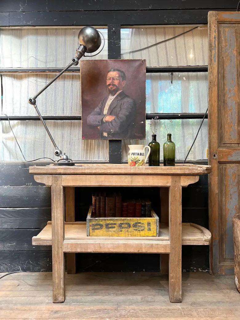 Ancienne table servant à la fabrication du fromage Début XXème