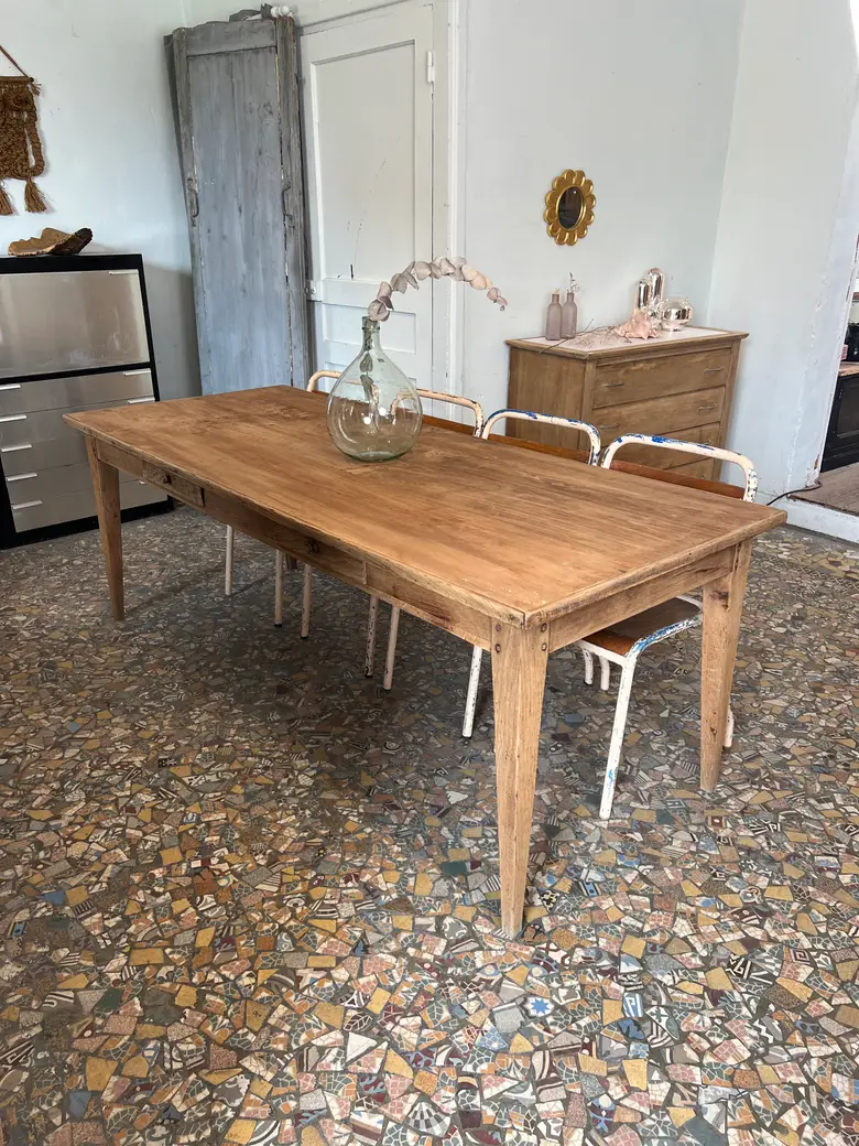 Ancienne table