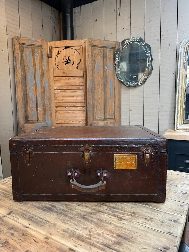 Ancienne valise en cuir