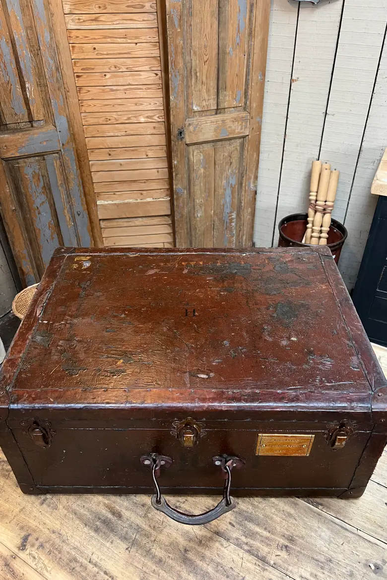 Ancienne valise en cuir
