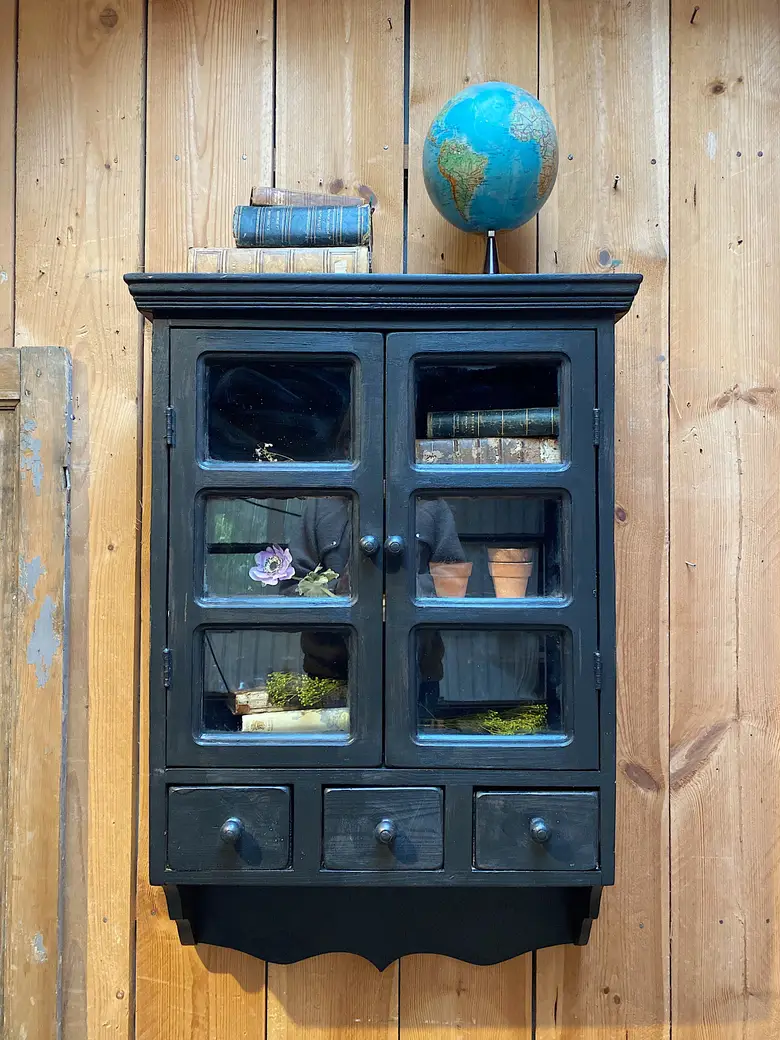Ancienne vitrine à épices en bois Début XXème